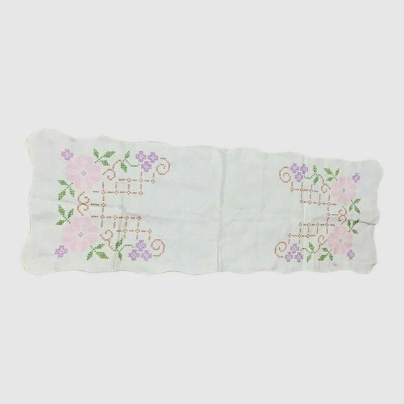 Vtg Dresser Scarf Victorian Cross Stitch Floral Vine Trellis Table Runner 35x12 - Picture 2 of 2